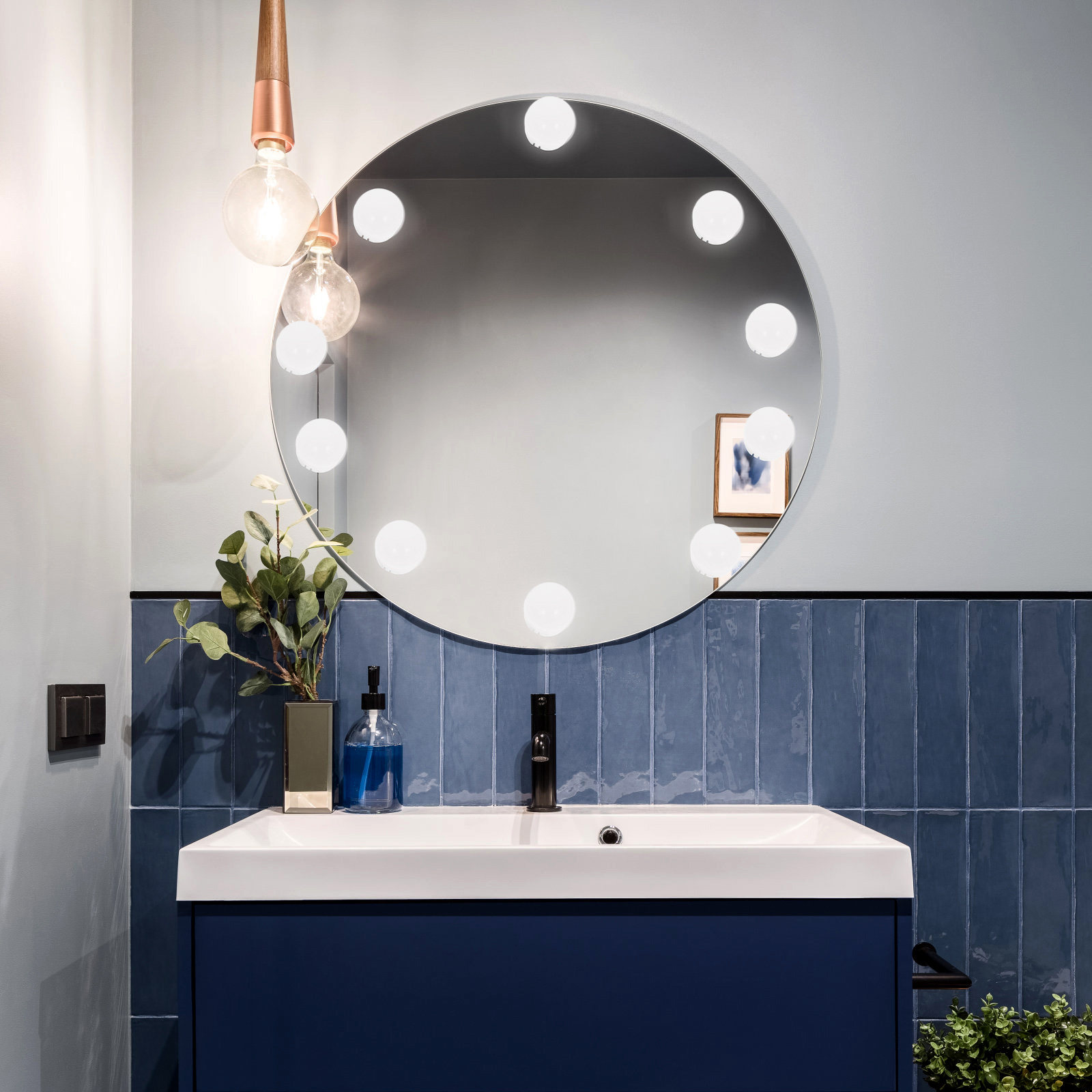 مصباح LED للمرآة، مع إمكانية ت - مراجعة Dressing Table Vanity With Lighted Mirror وسعره
